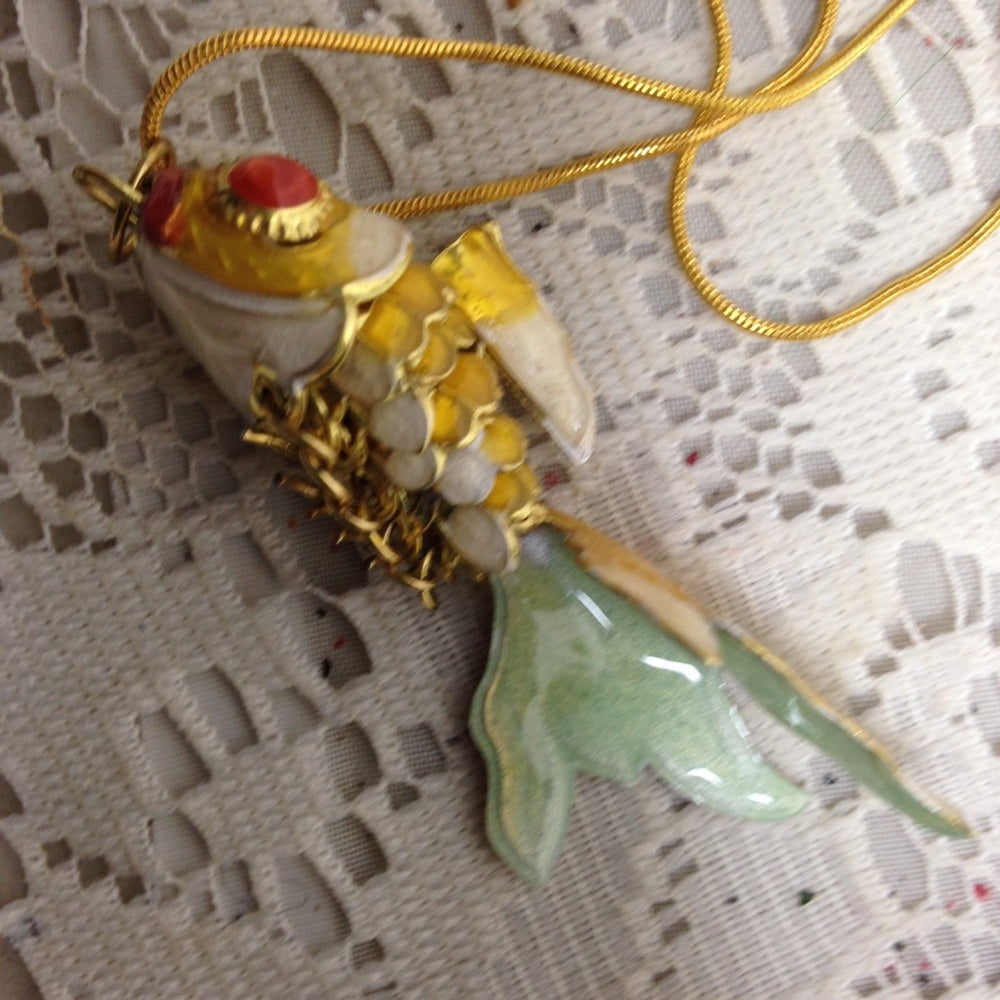 3-Way, Multi-colored Fish 18-in Gold Plated Necklace