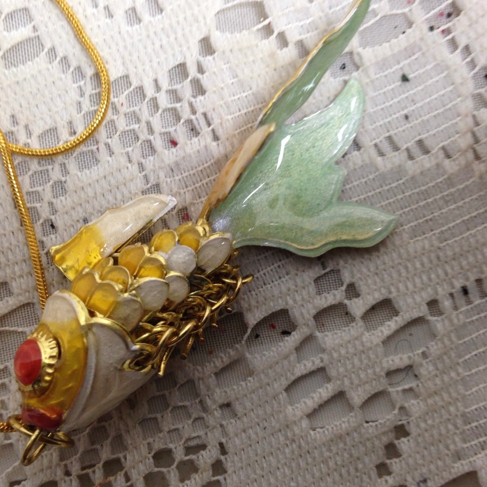 3-Way, Multi-colored Fish 18-in Gold Plated Necklace