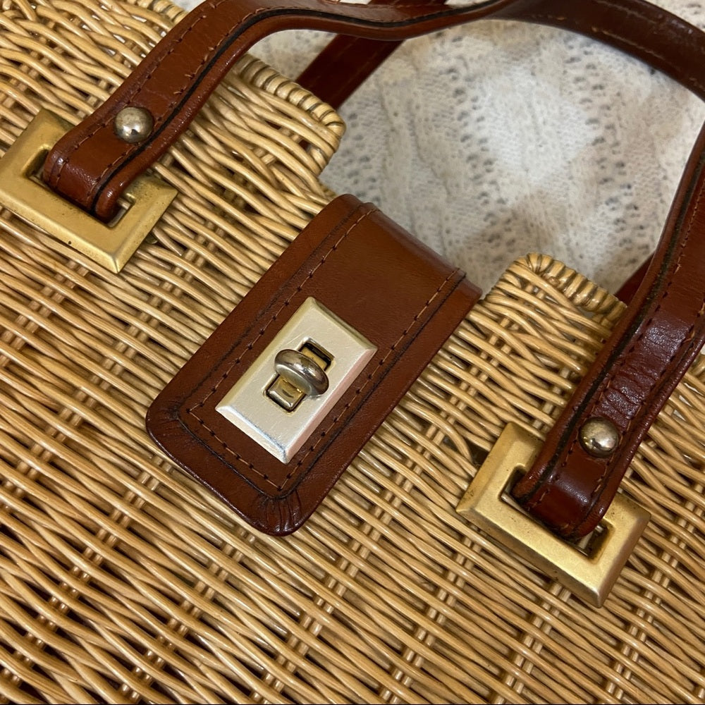 Vintage , 1950s Adoria, Brown Wicker Style Handbag 11in x 7in x 4in
