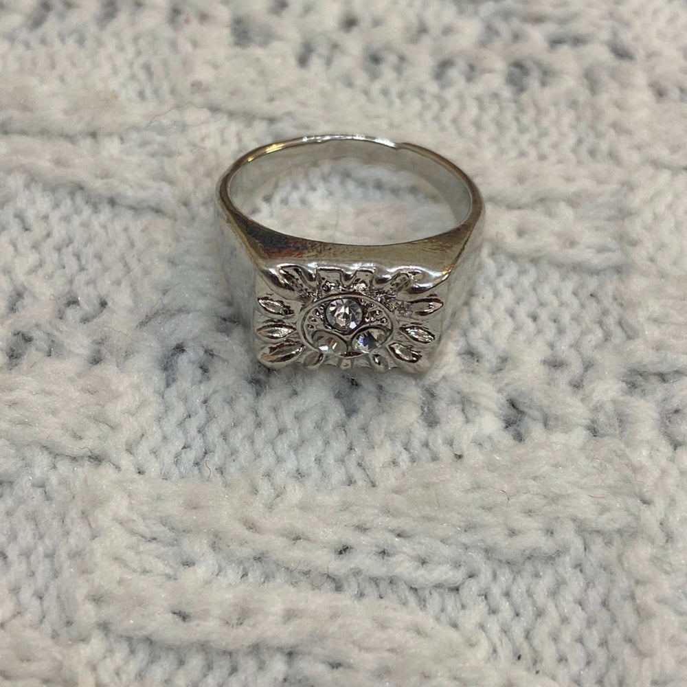 Vintage Silver Unisex-Men's Ring with Rhinestones Size-12