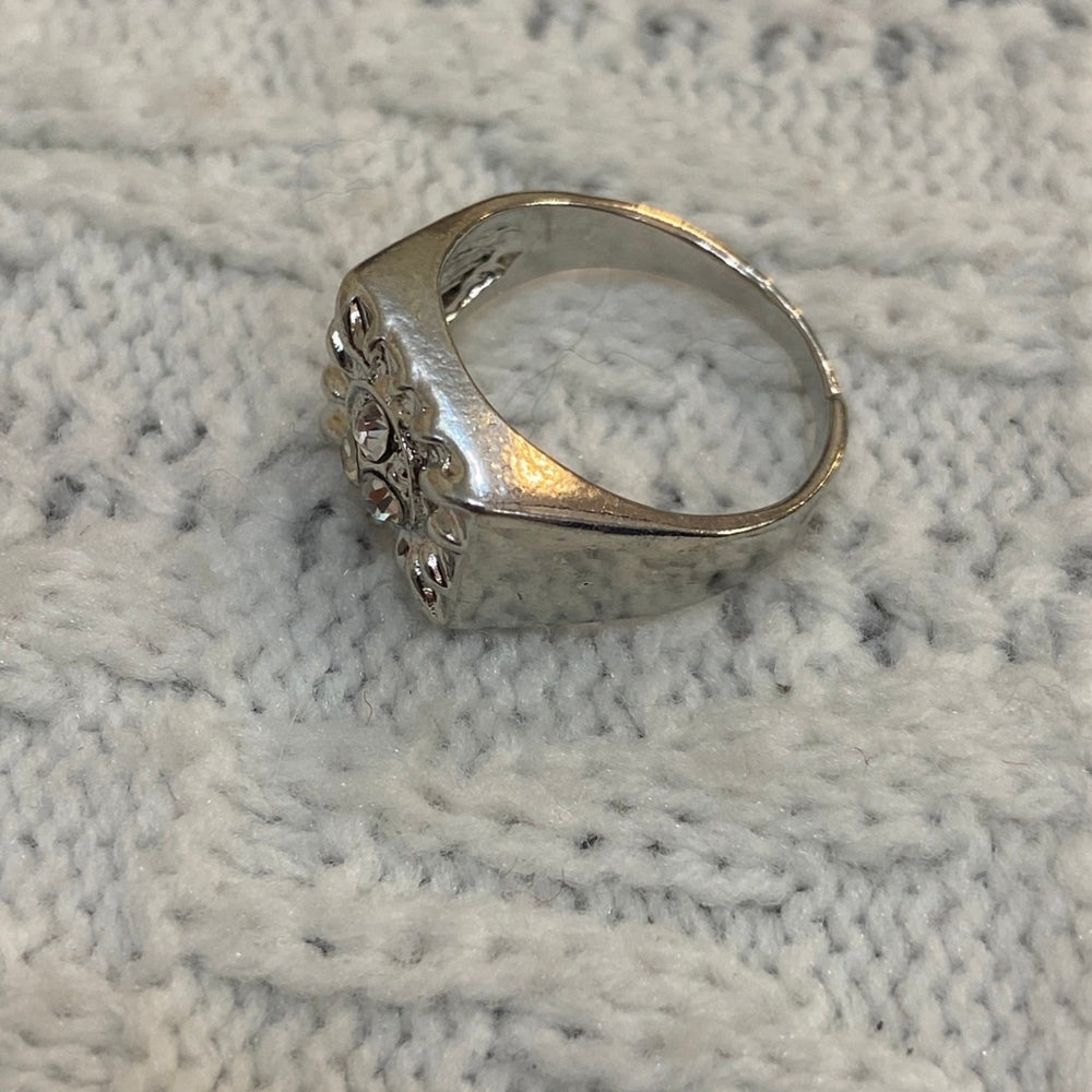 Vintage Silver Unisex-Men's Ring with Rhinestones Size-12