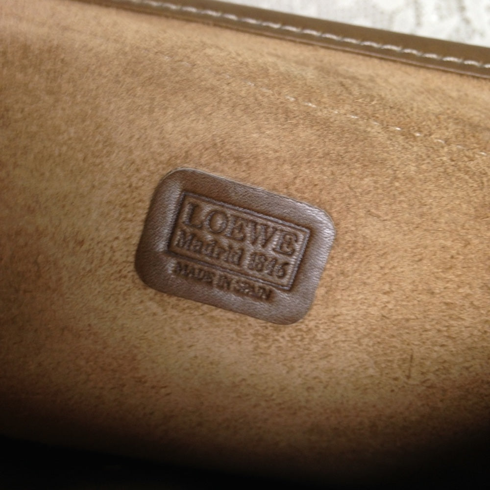 Authentic Loewe, Spain Tan Leather Shoulder Bag