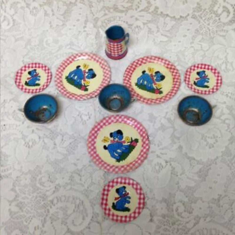 1940-50s Ohio Art, Red Plaid 10-pc Child’s Tin Tea Set