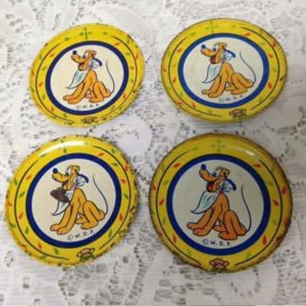 1950s Chein’s Disneyland Childs 14pc Tin Tea Set Mickey-Pluto