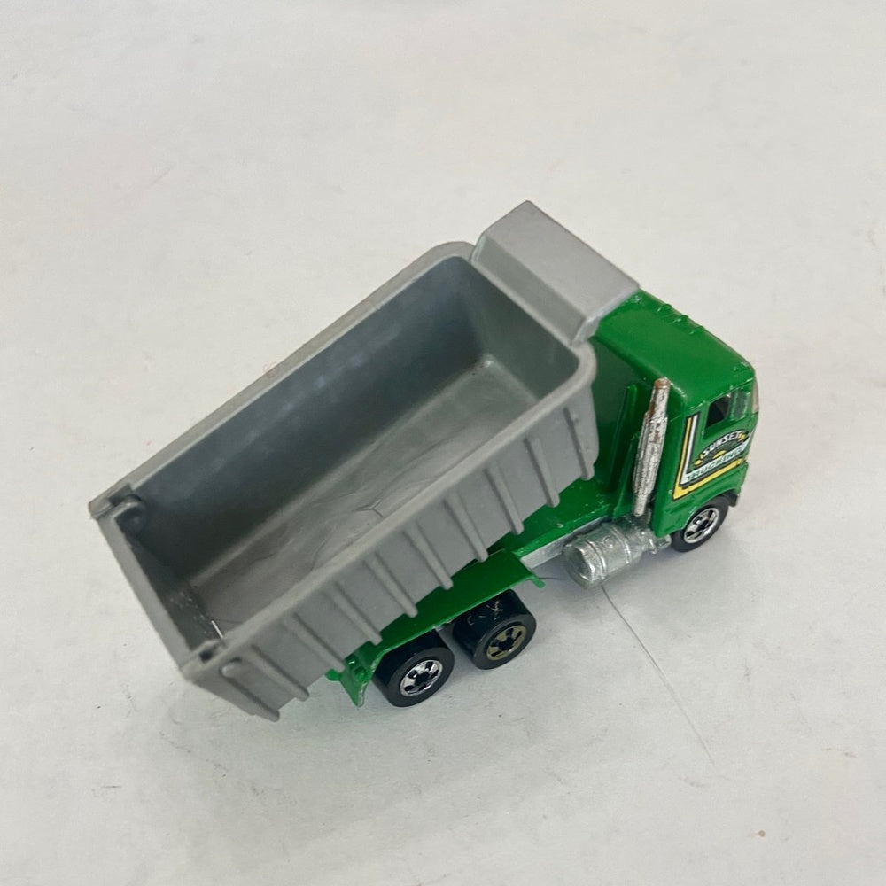 Vintage Hotwheels-Mattel Inc. 1982 Ford dump truck