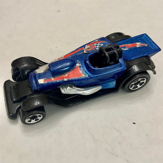 Vintage Hotwheels-Mattel Inc. 2001 McD corp blue car