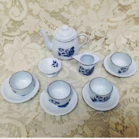 Vintage 12-pc Blue Willow Enamelware, Child’s Tea Set