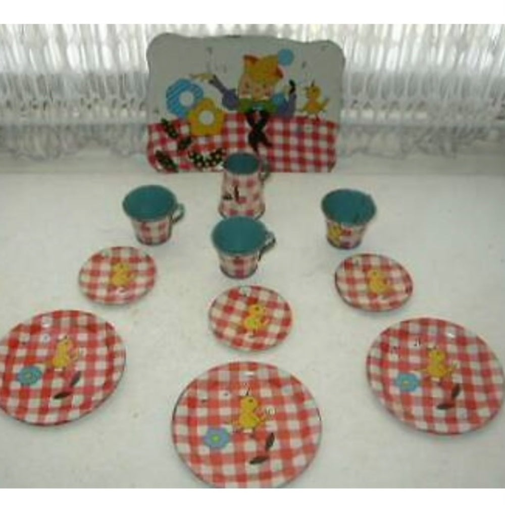 Rare,  1930s Ohio Art, FB Peat’s Humpty Dumpty  11-pc Childs Tin Tea Set