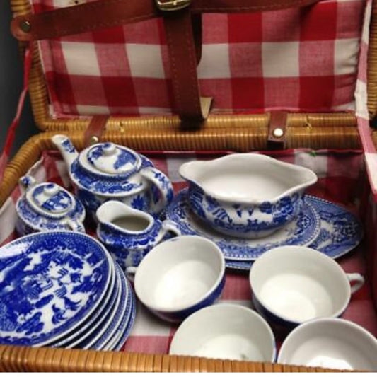 Vintage, Occupied Japan, Blue Willow, 19pc Child’s Tea Set -Wicker Picnic Basket