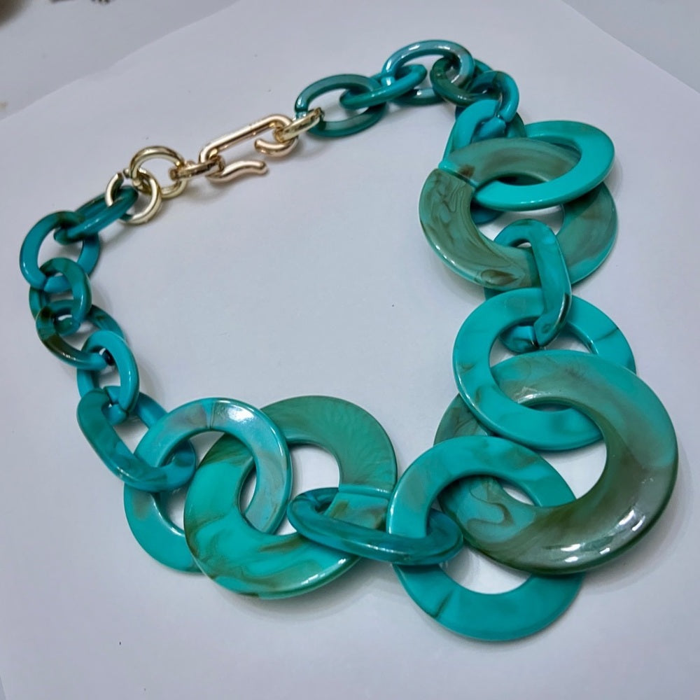 Stunning, Chunky Faux Turquoise 22in Necklace