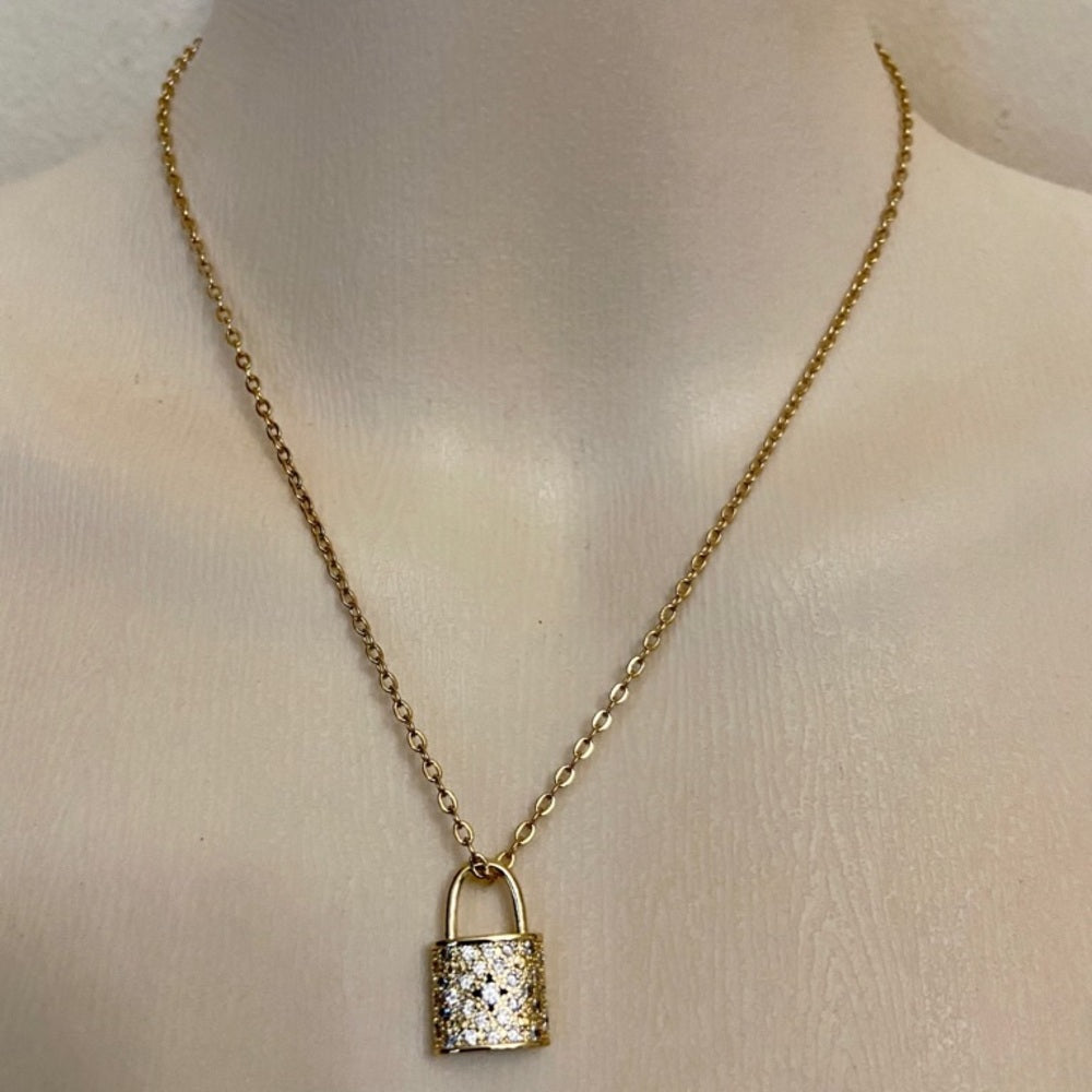 Gold Tone Elegant Padlock Charm with 18in Chain Necklace