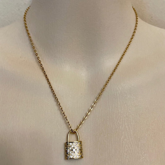 Gold Tone Elegant Padlock Charm with 18in Chain Necklace