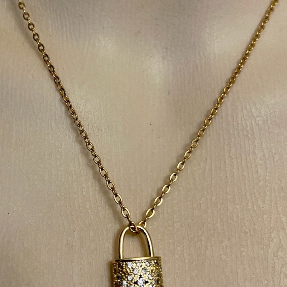 Gold Tone Elegant Padlock Charm with 18in Chain Necklace