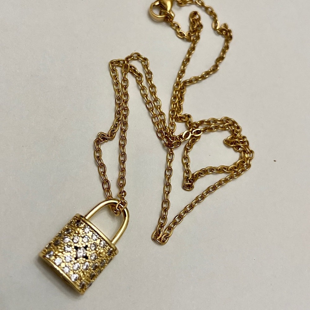 Gold Tone Elegant Padlock Charm with 18in Chain Necklace