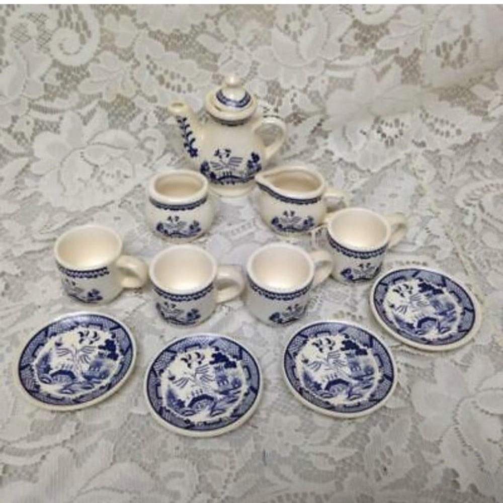 Vintage, Blue Willow, 13pc Child’s Tea Set - Wicker Picnic Basket