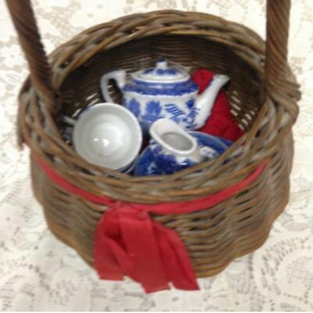 Vintage, Japan, Blue Willow, 12pc Child’s Tea Set for 3 in a Basket