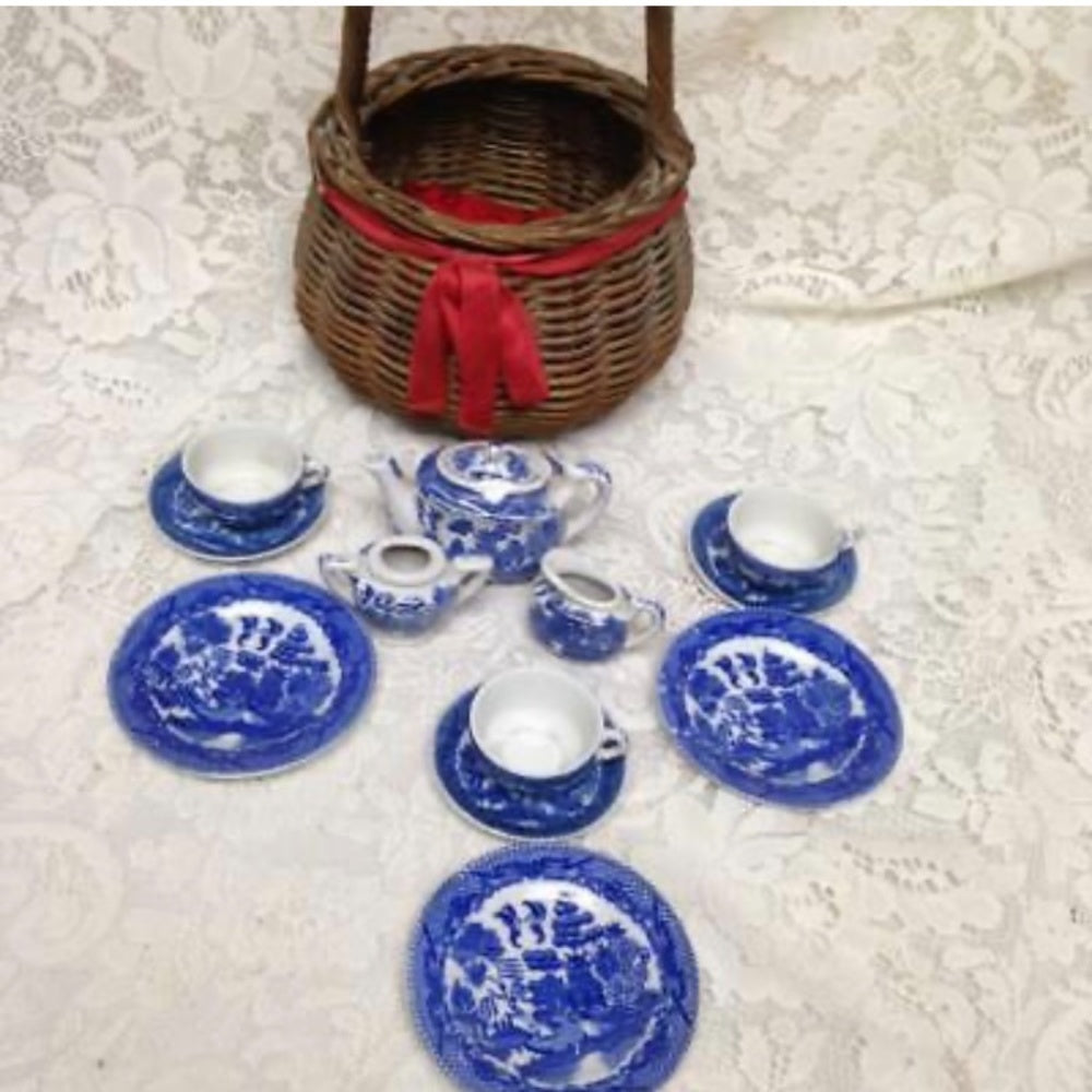 Vintage, Japan, Blue Willow, 12pc Child’s Tea Set for 3 in a Basket