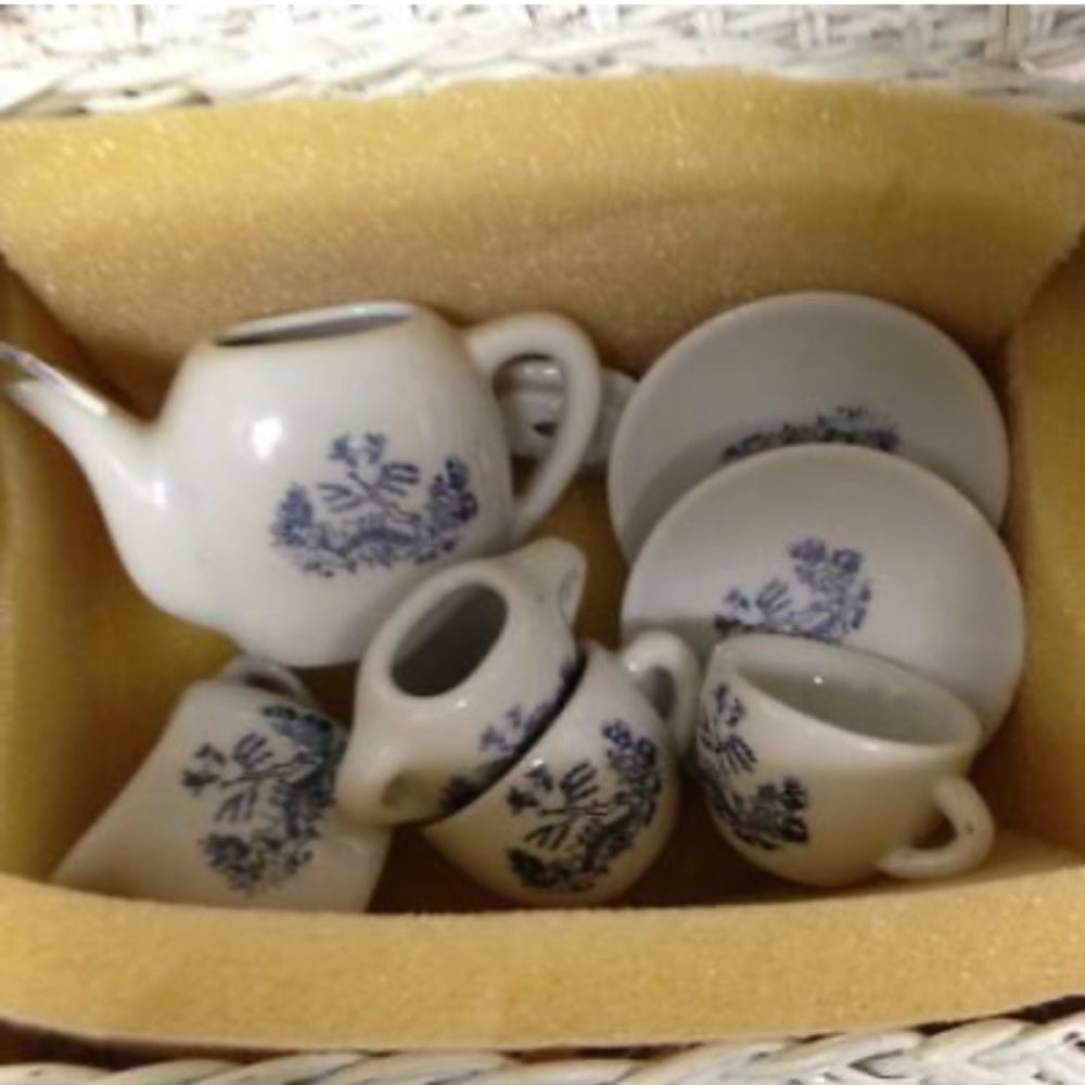 Vintage, Japan, Blue Willow, 8pc Child’s Tea Set -  White Wicker Hope Chest