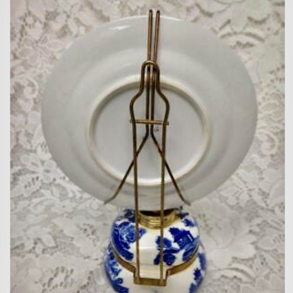 Vintage, Rare,  Beautiful 4-pc Blue Willow Oil Lamp with Reflector 9.5in x 6in