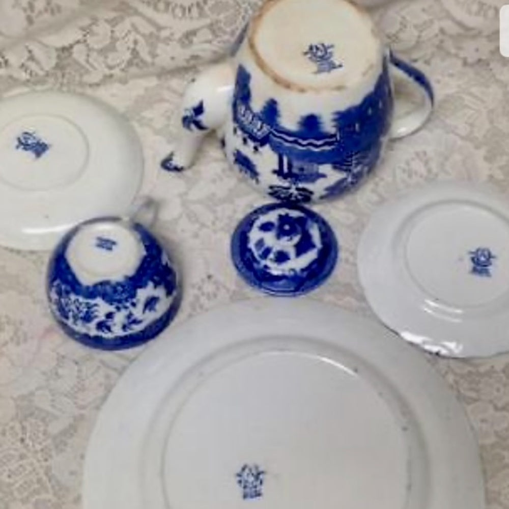 Vintage, Allerton, Blue Willow 6pc Tea and Dinner Set for 1