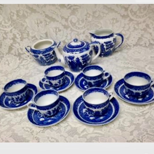 Antique Allerton Ltd., , England, 17pc Blue Willow Demitasse Tea Set