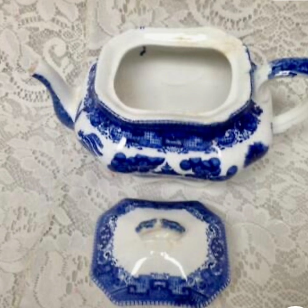 Vintage, Rare, 1911 Buffalo Pottery, 5-pc Blue Willow Tea Set