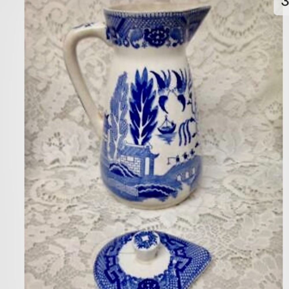 Vintage, Rare Made in Japan, Large, 8.5in x 7.5in Blue Willow Carafe with Warmer