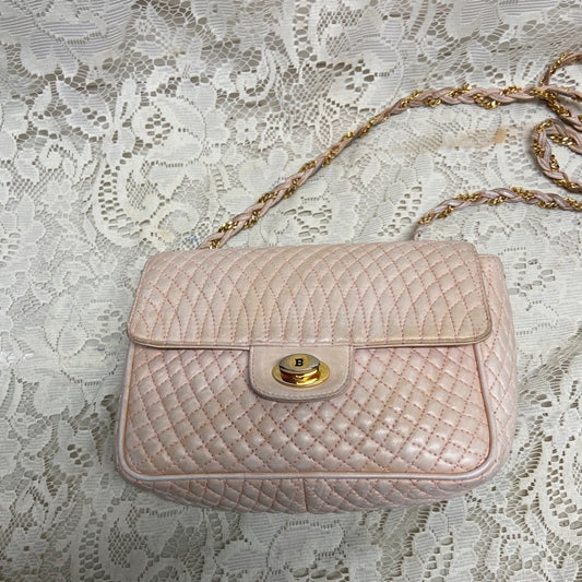 Bally Pink Quilted Leather Crossbody 7in x 6in x 2.5in