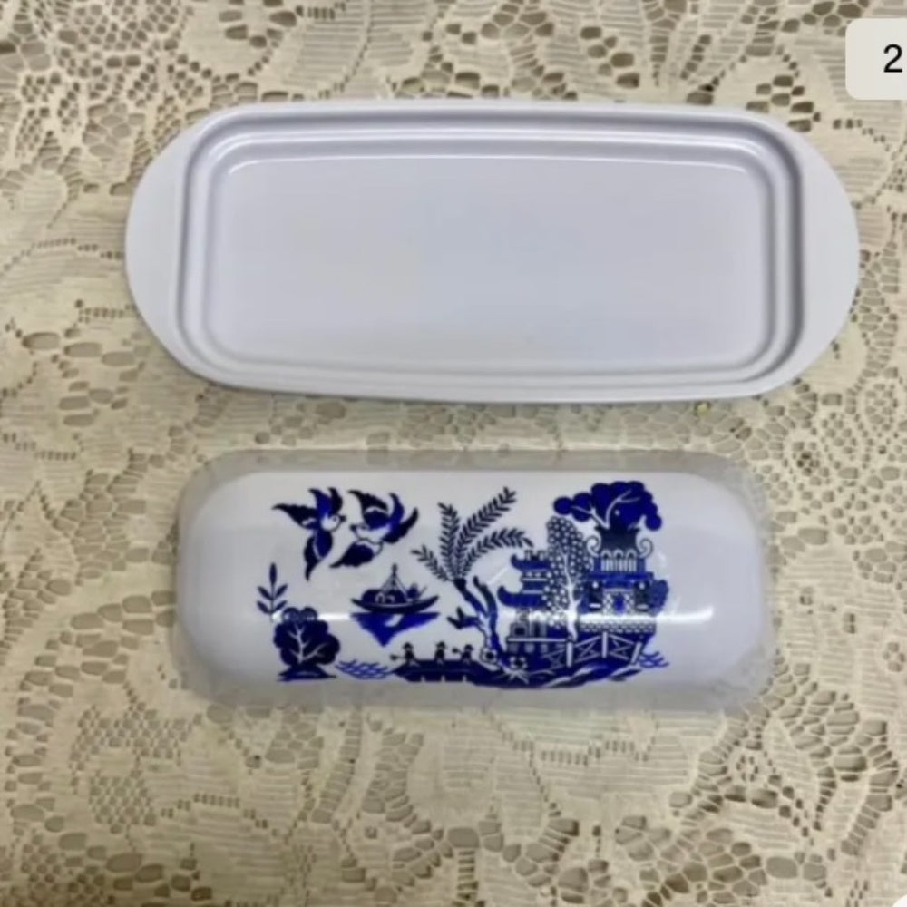 Blue Willow  Memamine Covered Butter Dish  7.5in L x 3.5in W x 2in H.