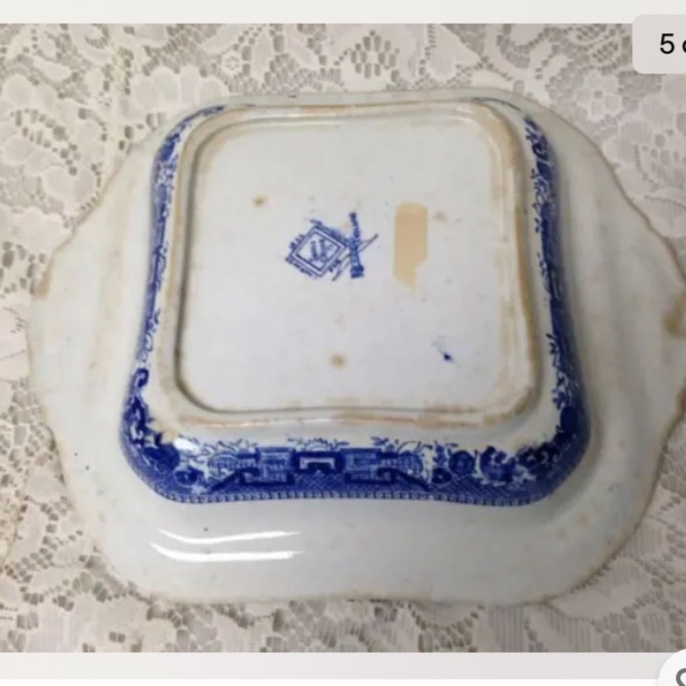 Antique Rare Ridgway  Blue Willow Covered Bowl, Soup Tureen 10.5in W x 6.5in