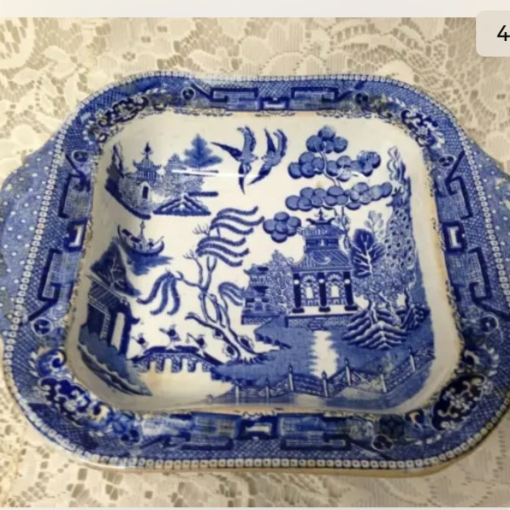 Antique Rare Ridgway  Blue Willow Covered Bowl, Soup Tureen 10.5in W x 6.5in