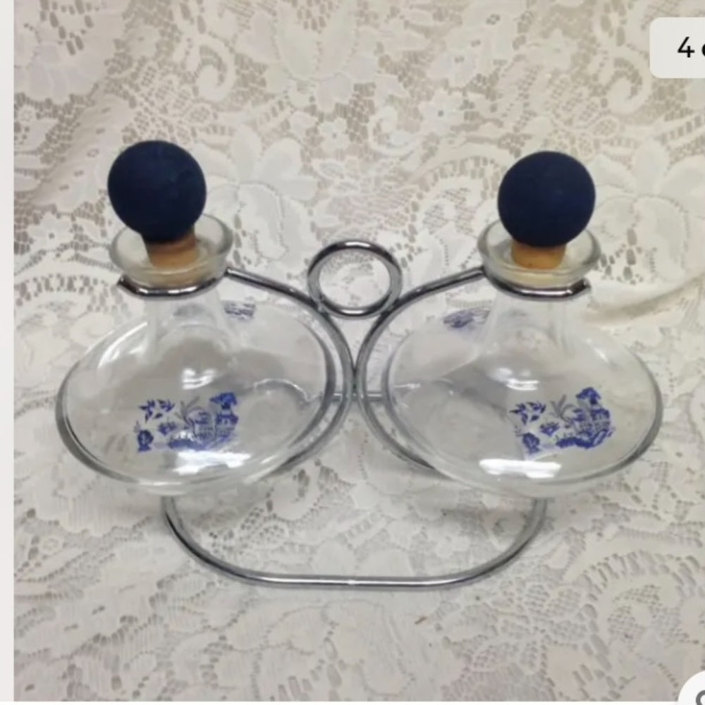 Vintage, 3-pc Blue Willow Oil and Vinegar Cruet Set