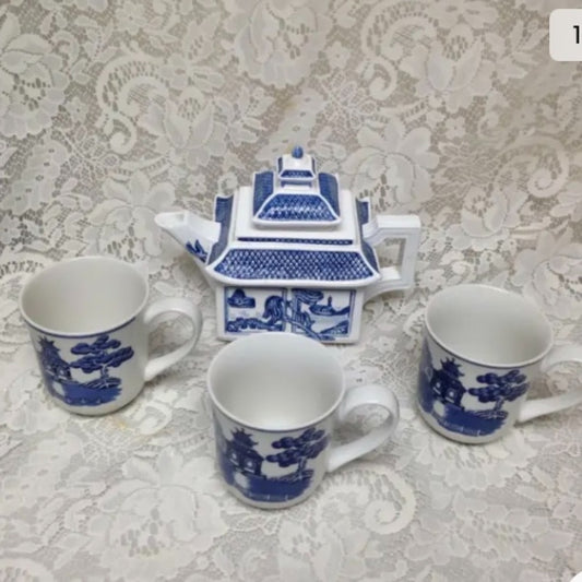 Vintage, Rare, Christopher Johnson, Pagoda Blue Willow 5-pc Tea Set