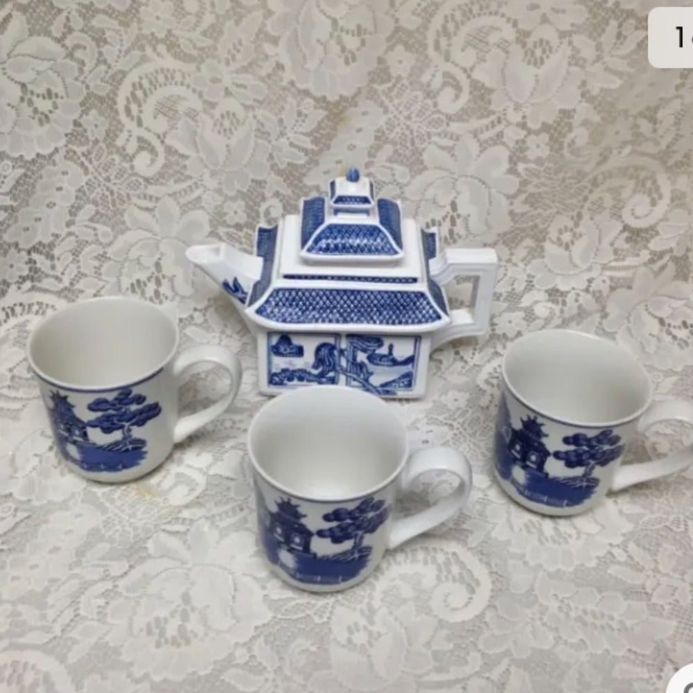 Vintage, Rare, Christopher Johnson, Pagoda Blue Willow 5-pc Tea Set