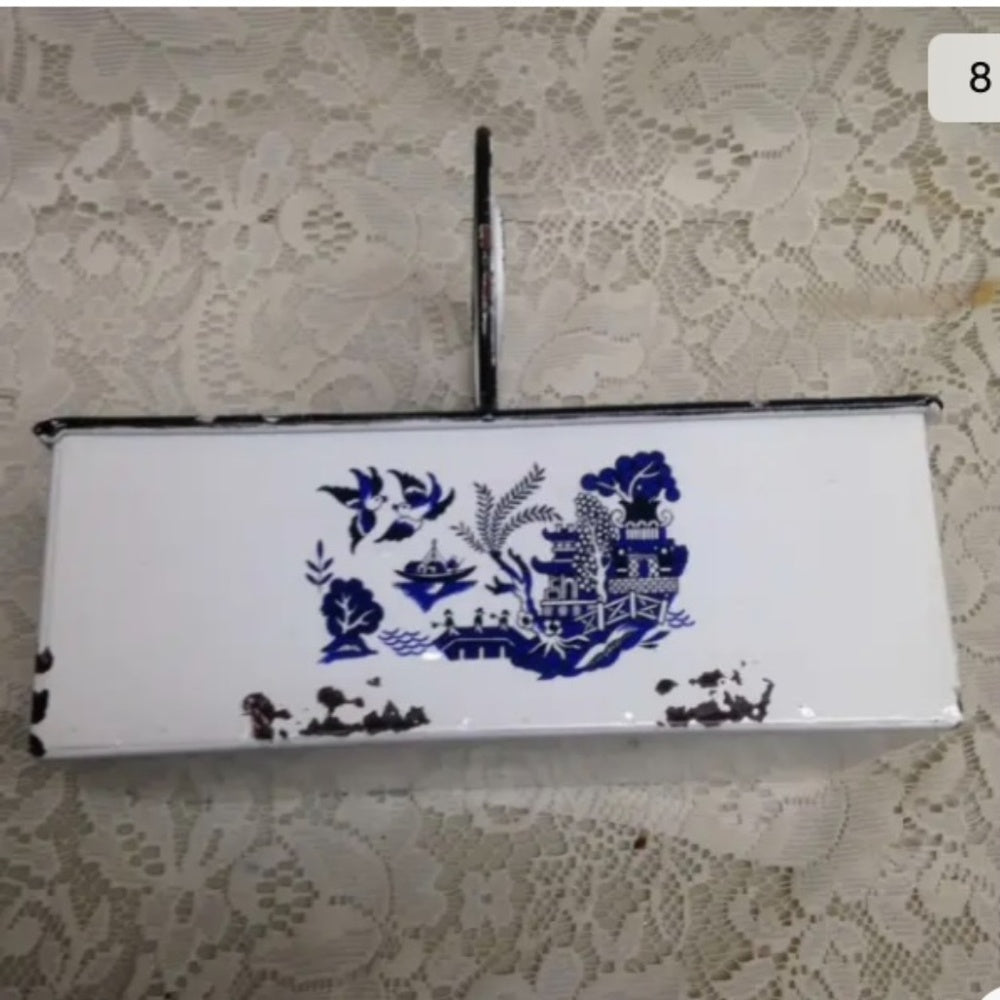 Blue Willow, White Enamelware Small Caddy  8.5in x 7in x 5.5in.