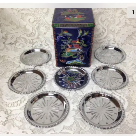 Vintage, Rare, England Variant Gaudy Willow Coasters in Hinged Tin Box 6in x 4in