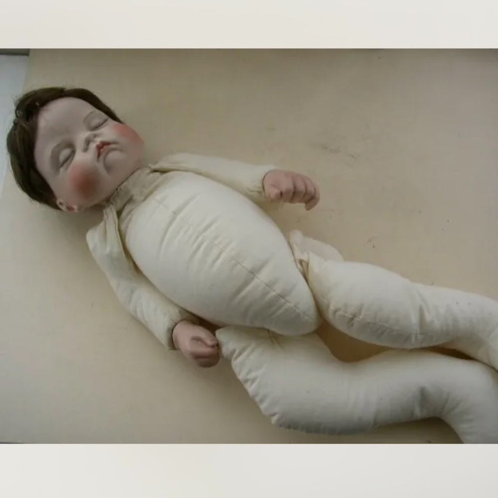 1989 Artist Signed, Beautiful Sleeping Doll