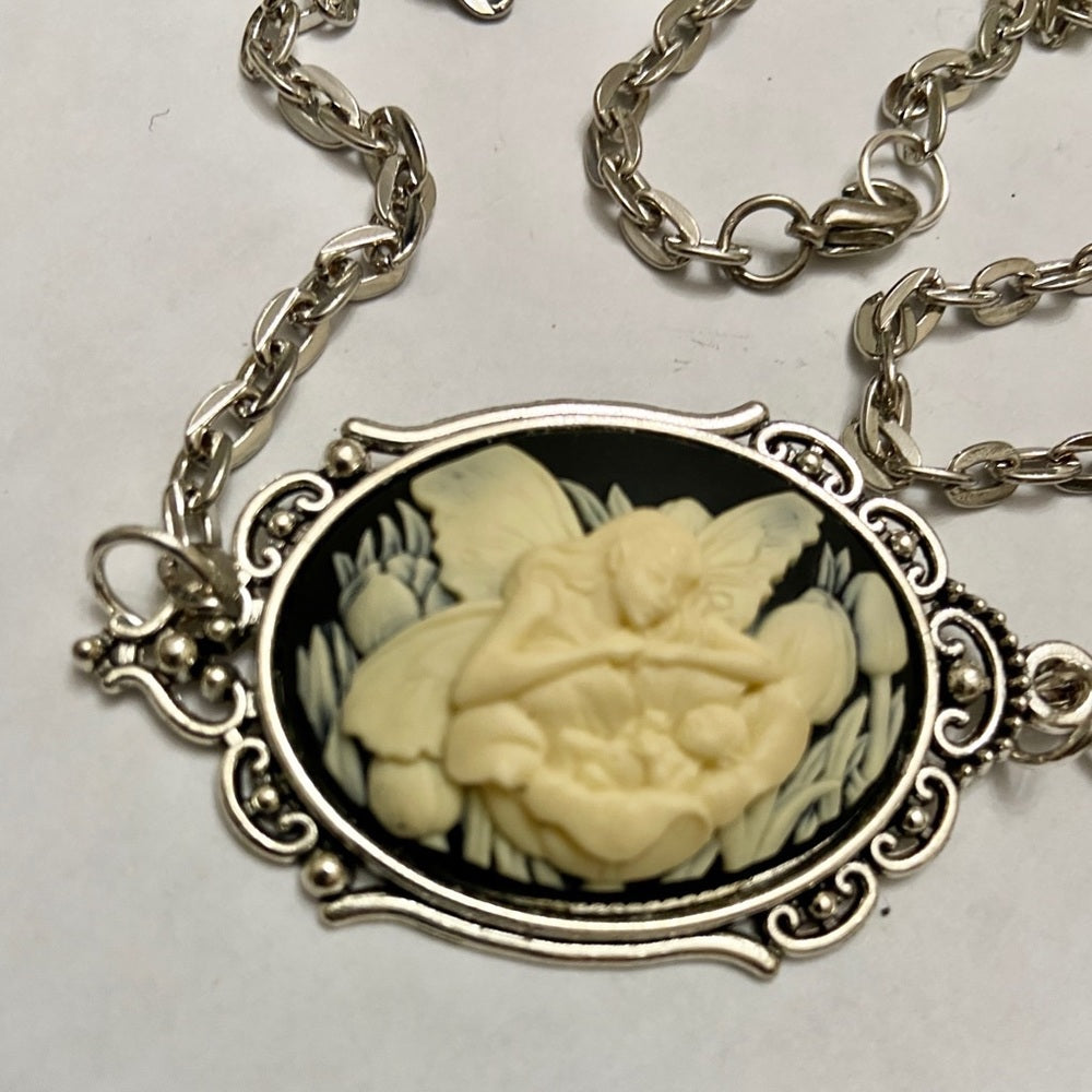 Vintage Black Cameo of an Angel and Infant 18in Silver Plated Pendant Necklace