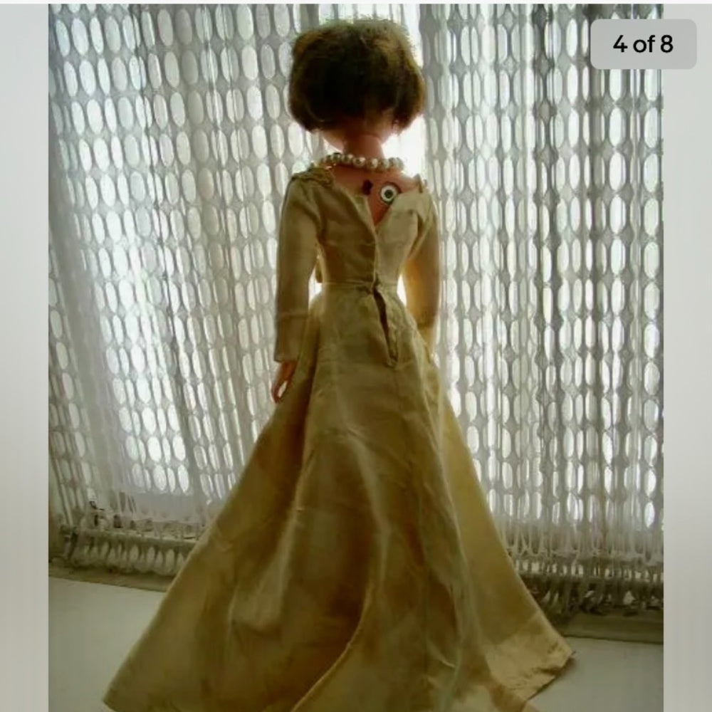 Vintage, 21” De Luxe Reading Doll in Bridal Gown