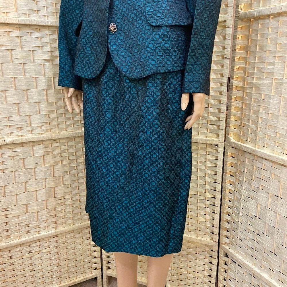Leslie Fay 2pc Dark Teal Suit Outfit Set. (Size M-L)