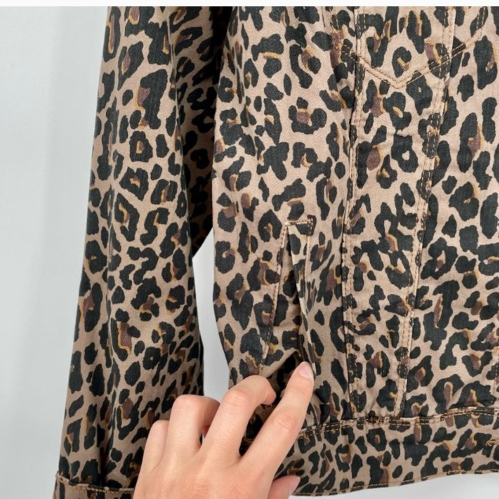 Nine West Leopard Brown Jean Jacket. Size M