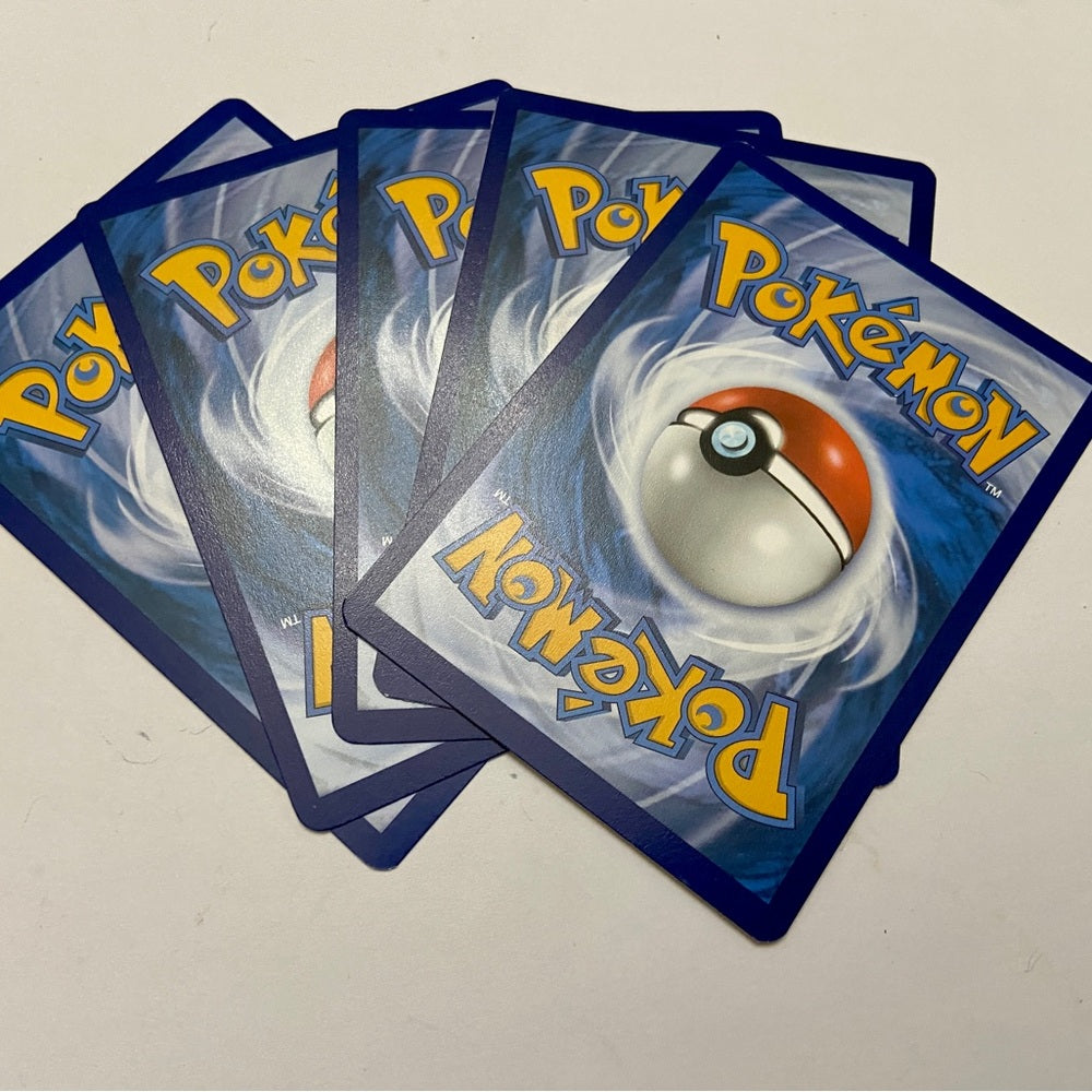 Lot of 5 Pokemon Cards # 4