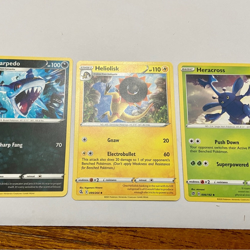 Lot of 5 Pokemon Cards # 4