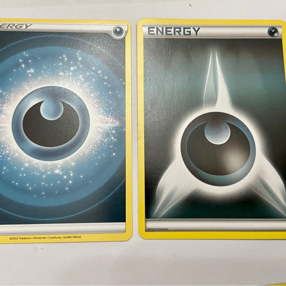 Lot of 5 Pokemon Cards # 4