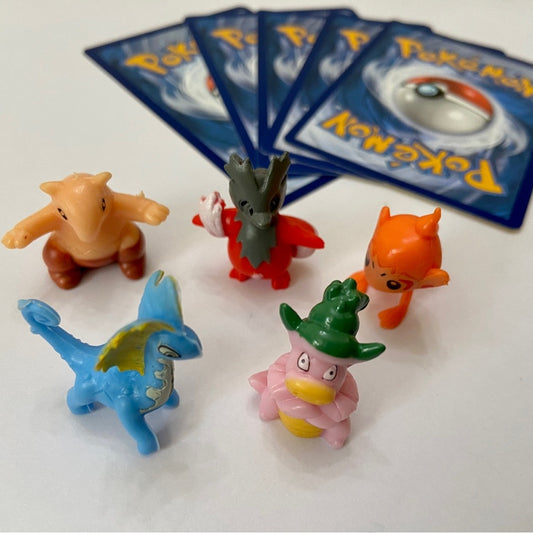Lot 19- 5 Pokemon Cards and 5 Pokémon Figures
