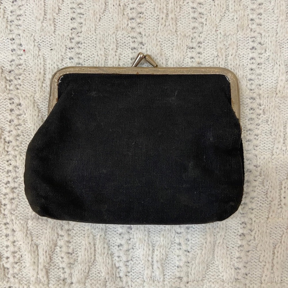 Vintage, Floral Tapestry, Kiss lock Coin Purse- Clutch