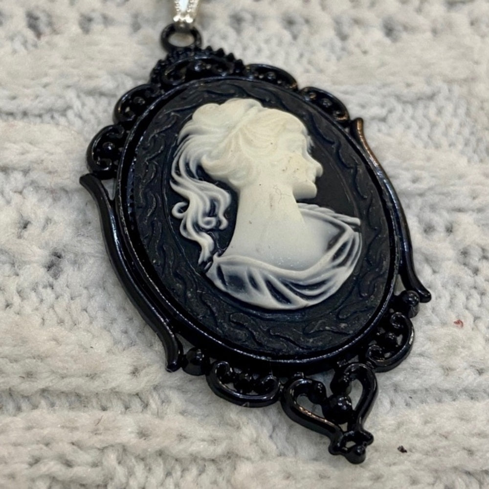 Black and White Lady Cameo Pendant-Necklace with Stainless or Silver Tone Chain