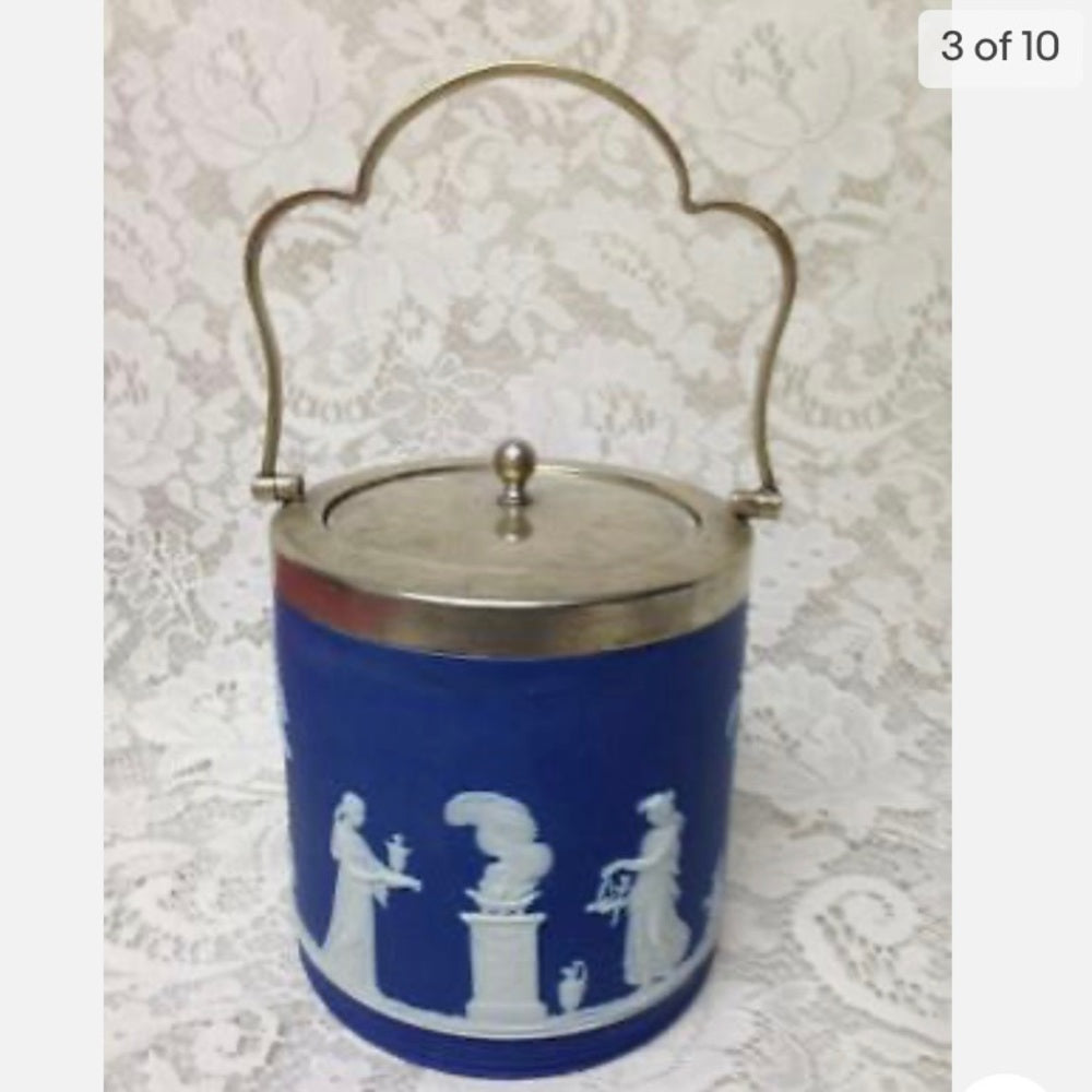 Vintage, Rare, Wegdwood, Jasperware Biscuit Jar 6.5inx5.5in
