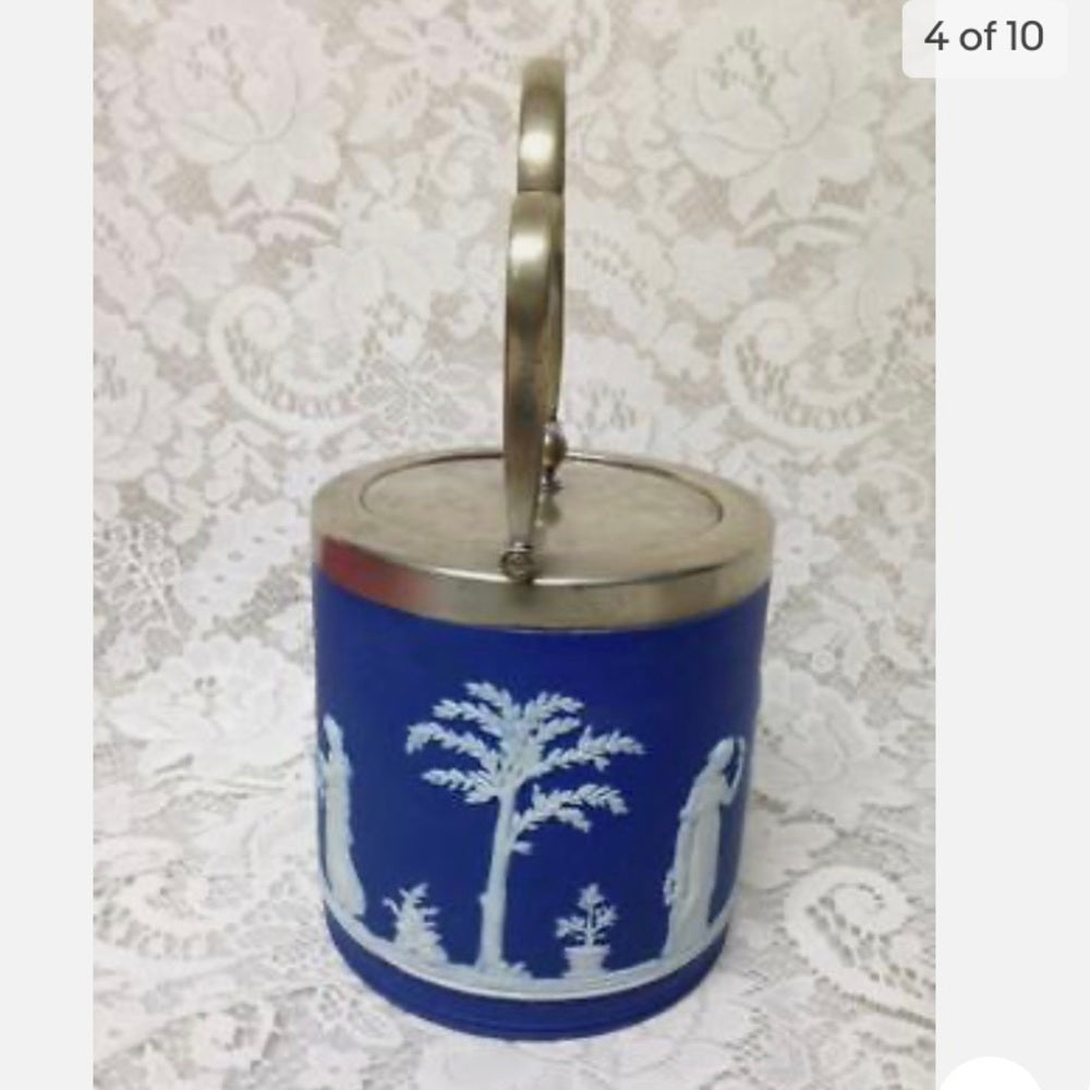 Vintage, Rare, Wegdwood, Jasperware Biscuit Jar 6.5inx5.5in