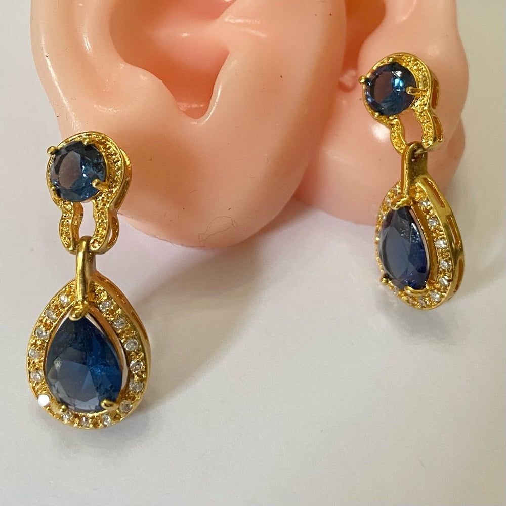 Vintage, Gold Tone, Blue Sapphire Dangling Pierced Earrings